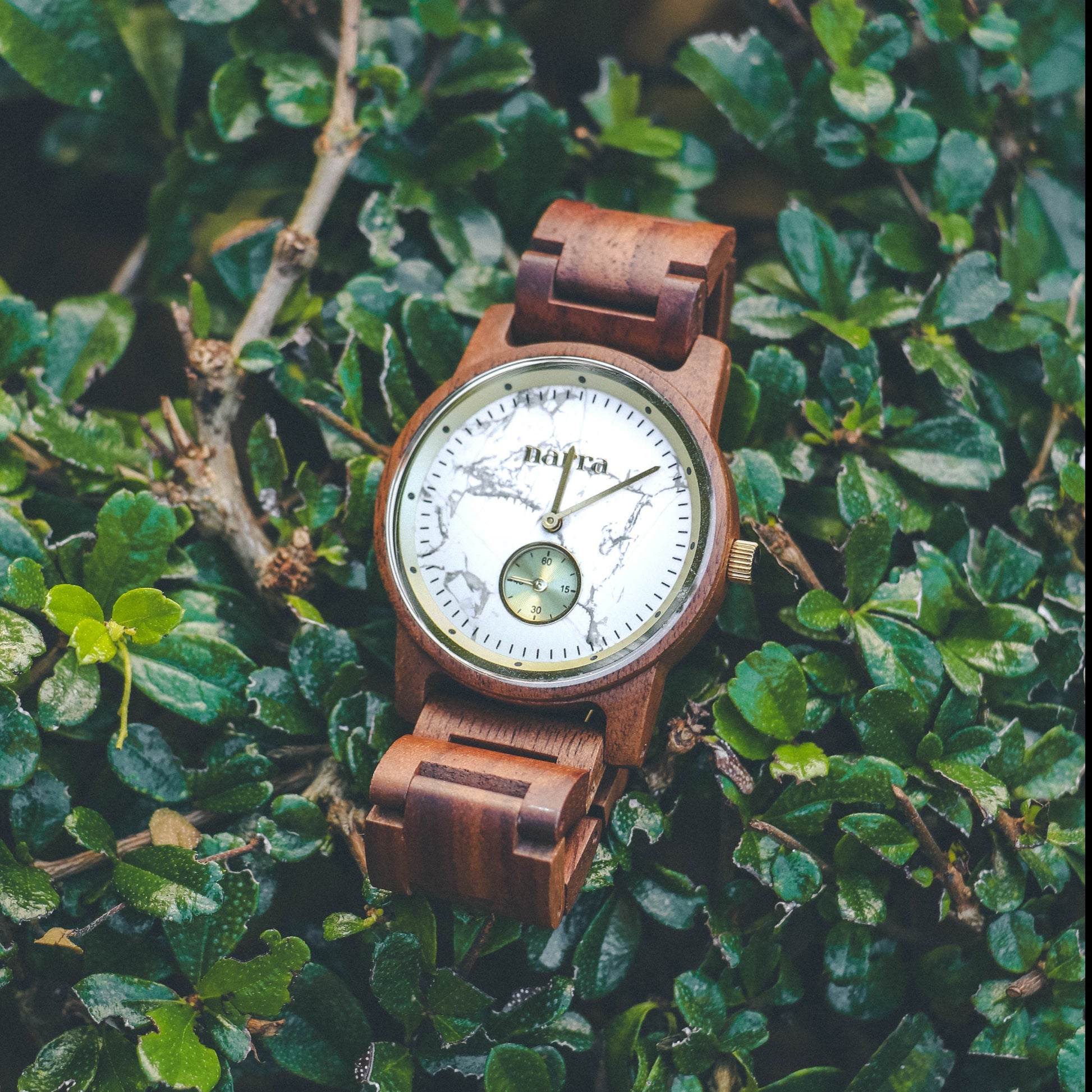 Beach Sand in Walnut and White Marble - Narra Wooden Watches