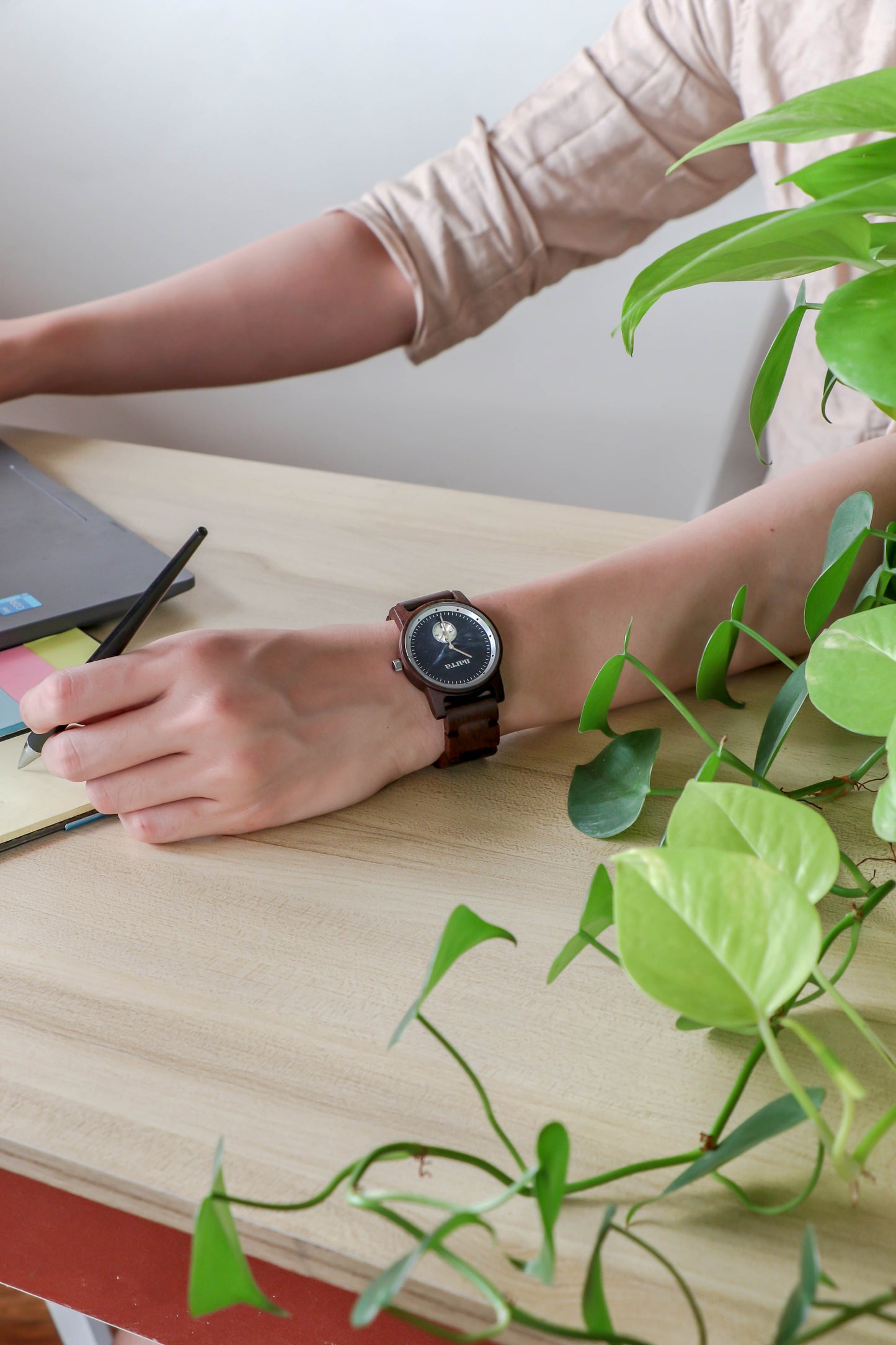 Blue Waves in Leadwood and Sodalite - Narra Wooden Watches